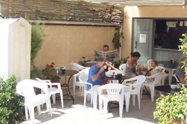 Coffee at C�est la Vie