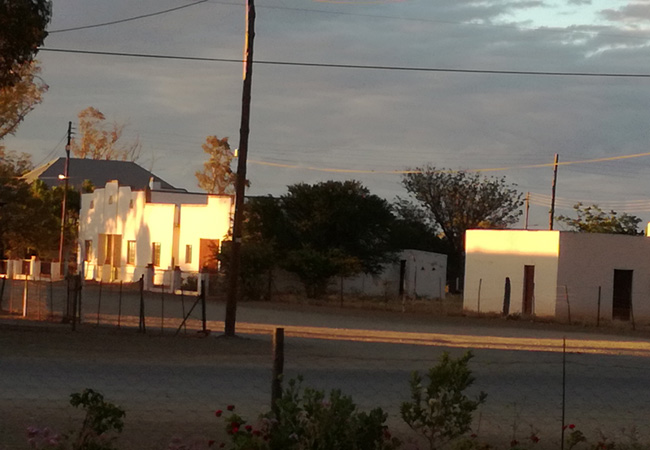 Photograph with thanks to and © Hope Cottage in Rietbron