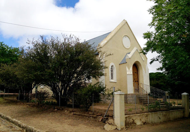 Presbyterian Church in Dordrecht dates back to about 1800