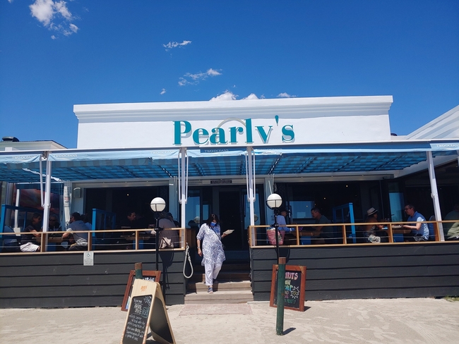 Pearlys on The Beach