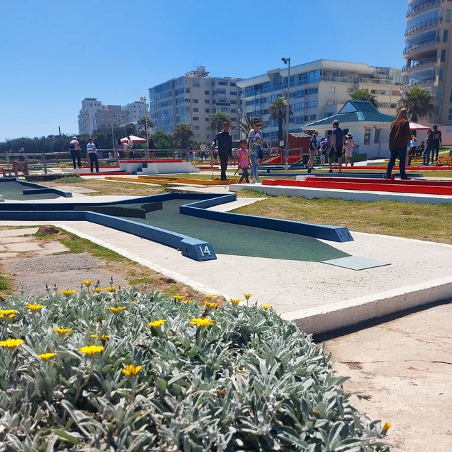 Putt-Putt in Mouille Point