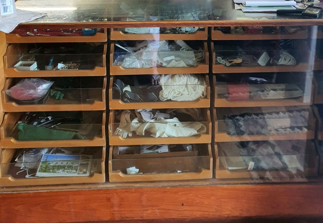 Robert Stanford Antiques