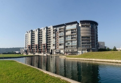 Quayside Waterfront Apartment