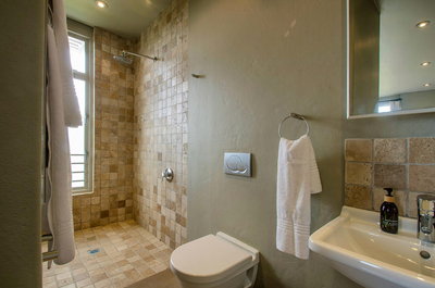 King or Twin Room with Sea View