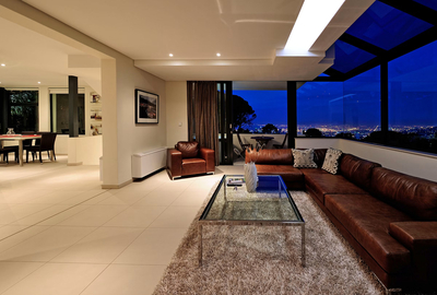 Three Bedroom Luxury Apartment