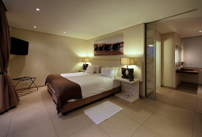 Three Bedroom Luxury Apartment