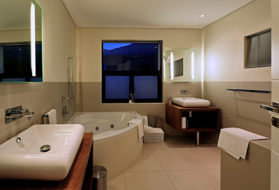 Three Bedroom Luxury Apartment