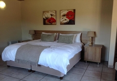 12 On Vaal Drive B&B