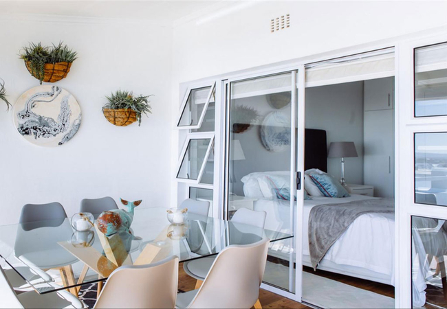 16 Mile View Apartment