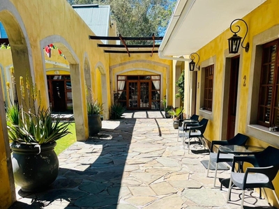 17 On Bird Guest House