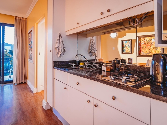 One Bedroom Apartment