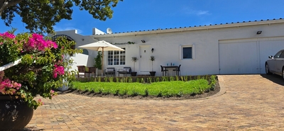 18 Montpellier Apartment