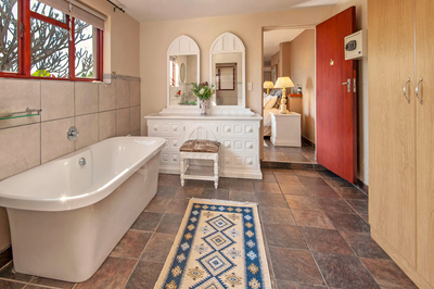 18 On Kloof Guesthouse