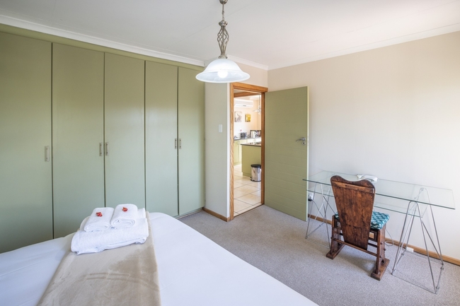 Flatlet bedroom