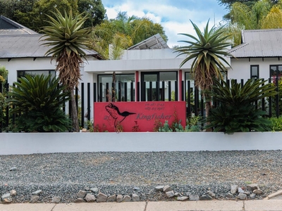 21 Kingfisher Guesthouse