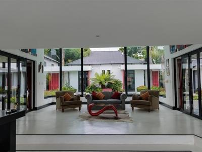 21 Kingfisher Guesthouse