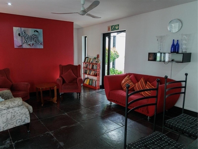 21 Kingfisher Guesthouse