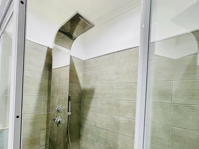 Queen Studio Apartment