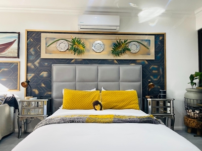 King Studio Apartment