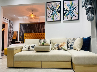 Grand Deluxe Apartment