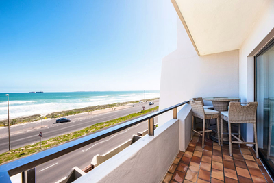 28 Malata Beach