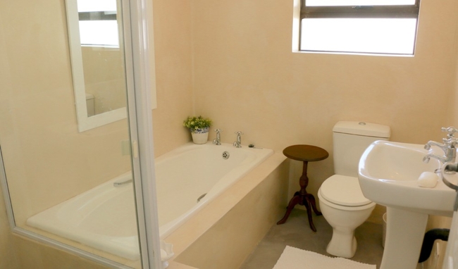 30 Lovemore Crescent