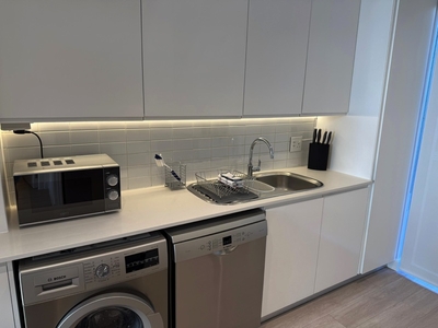 32 Napier Apartment 401