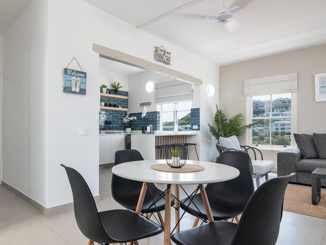 32 Thira Santorini Beach