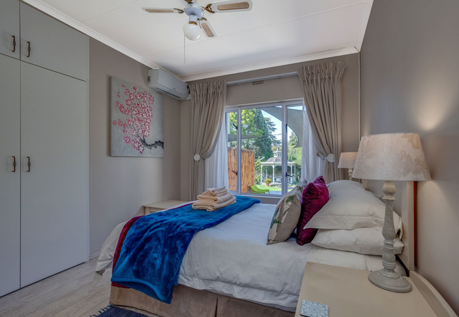 Rainier Suite bedroom 1