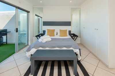 49 Whale Rock Apartment