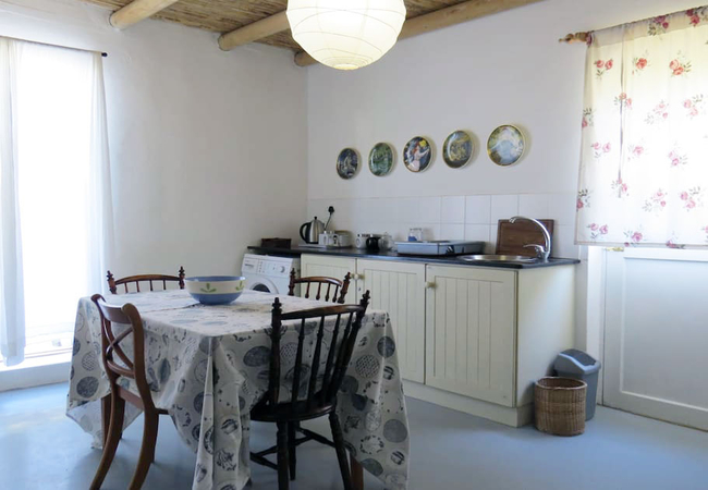 Kitchen / Dining area