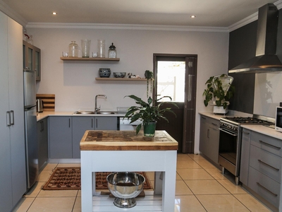5 Konings Accommodation