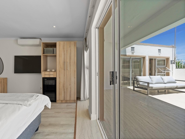 LXI Boutique Retreat