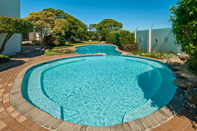 63 Whale Rock Estate