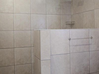 870 on Riverview Drive