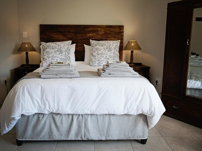 870 on Riverview Drive