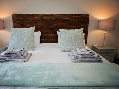 870 on Riverview Drive