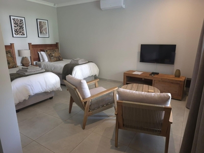 870 on Riverview Drive