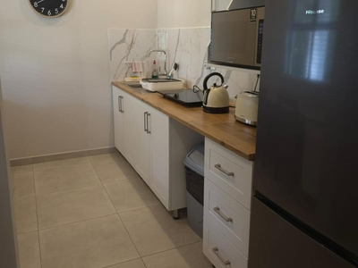 870 on Riverview Drive