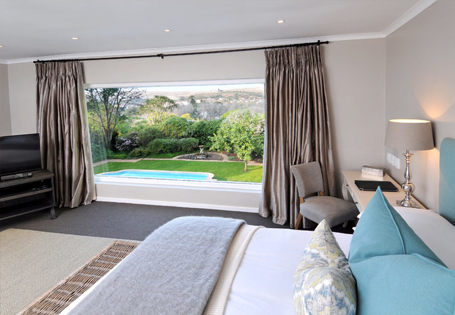 Upstairs Luxury Room with View