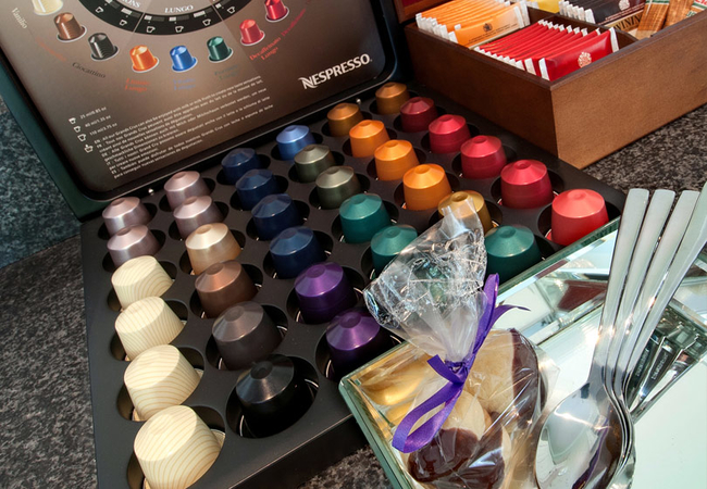 Upstairs Luxury Room with View