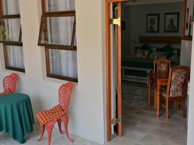 Room 6 - Queen Self Catering