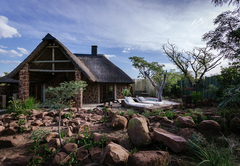 Abloom Bush Lodge and Spa Retreat