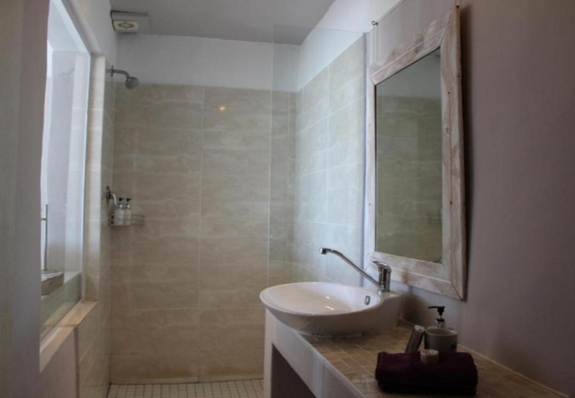 Luxury King Room With Shower