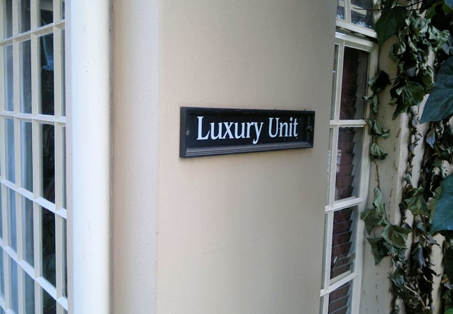 The Luxury Suite