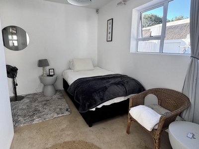 Adrift Guesthouse