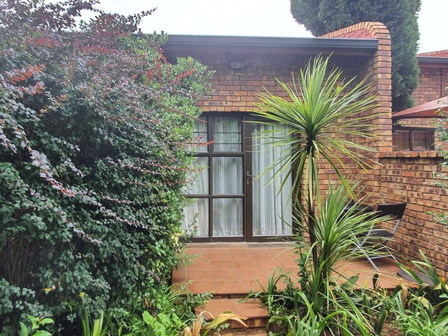 Aero Lodge Guest House