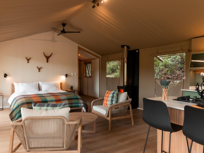 Premium Glamping Tent (Hot Tub)