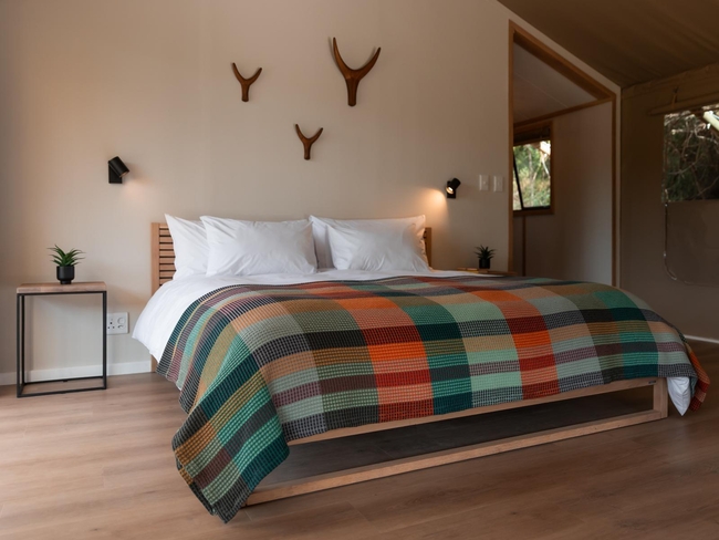 Premium Glamping Tent (Hot Tub)