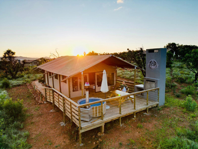 Exclusive Use Glamping Tent with Hot Tub